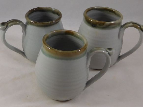11 oz Mug, white with light green rim